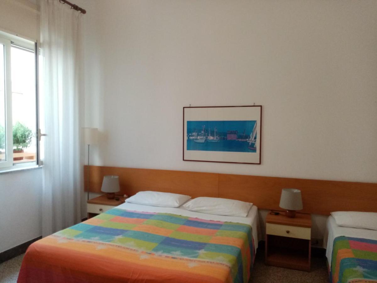 Ariston Petit Hotel Palermo Exterior foto
