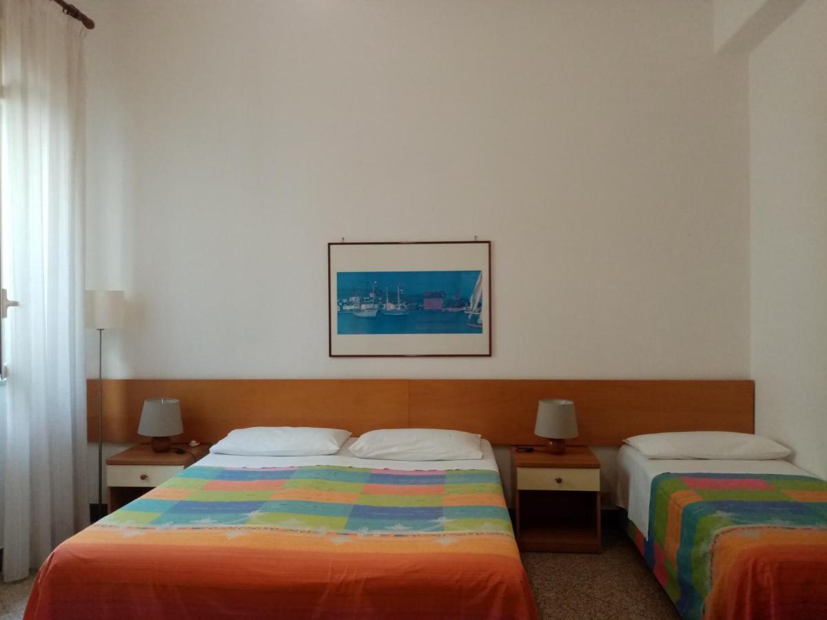 Ariston Petit Hotel Palermo Exterior foto