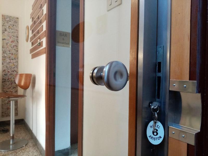 Ariston Petit Hotel Palermo Exterior foto